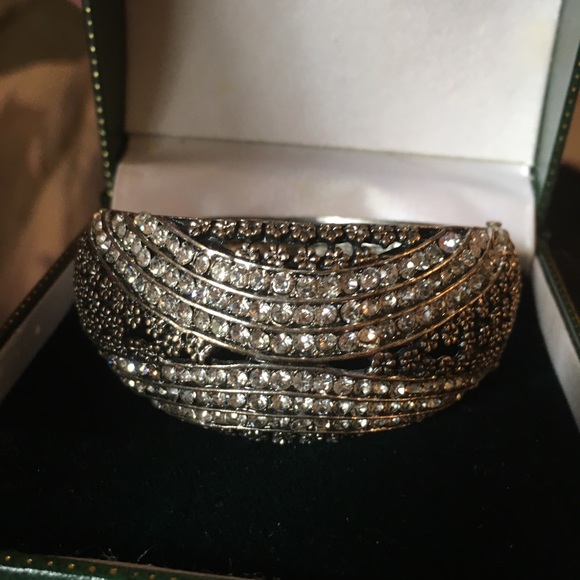 Jewelry - Vintage genuine silver bracelet